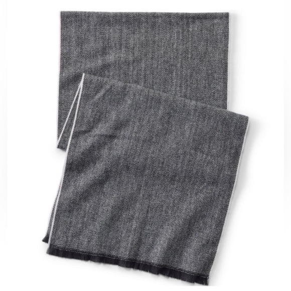 Lands' End Accessories - Lands' End CashTouch Pattern Winter Scarf  - Ivory/Black Herringbone